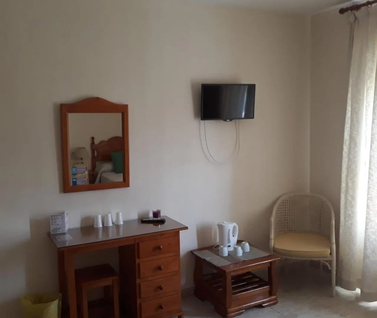 Hostal Galea Centro San Pedro de Alcantara Guest house